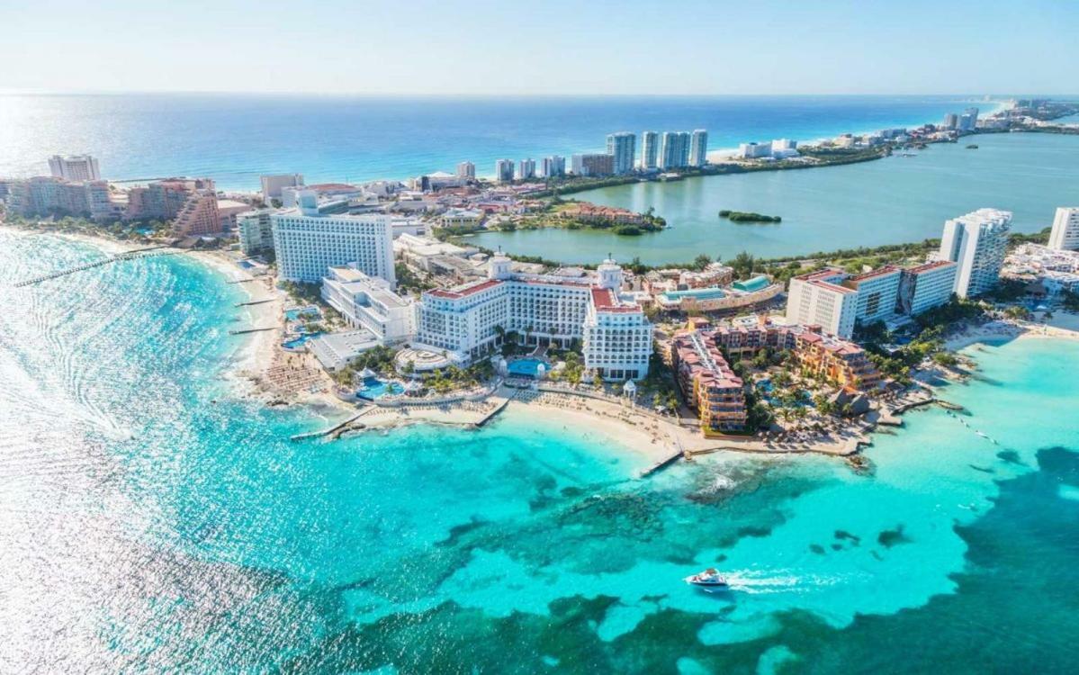 Depas Flamboyan Centro De Cancun D1 Exterior photo